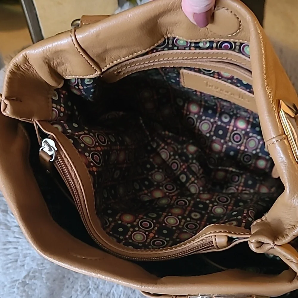 Tignanello Leather Tote Bag ❤️